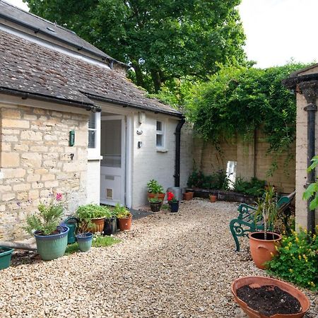 The Courtyard 시런세스터 외부 사진